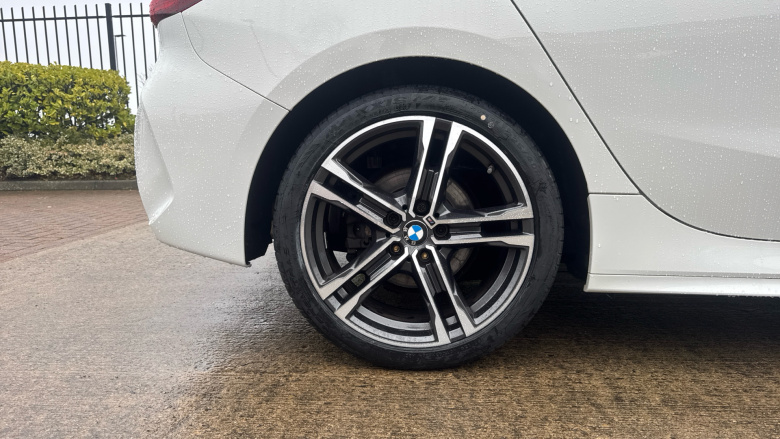 BMW 1 Series 118i M Sport 5dr Petrol Hatchback